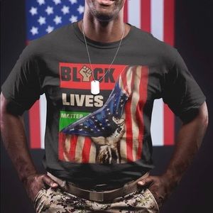 Black Lives Matter tee